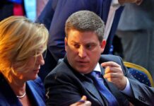 Хрватскиот министер за транспорт бара решение за камионските протести