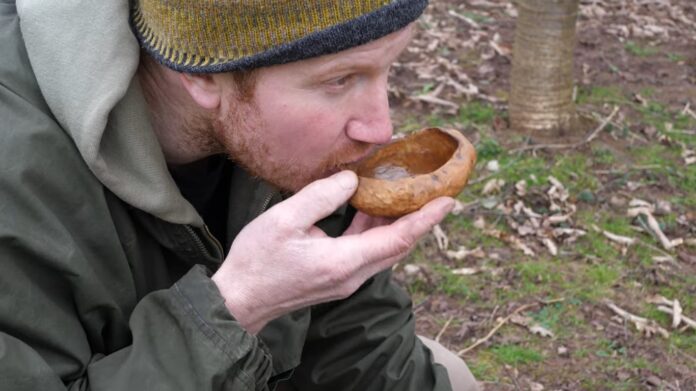 pie voda od kora od drvo