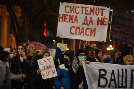 „Правдата што доцни не е правда“: 36. Mарш за ангелите во Кочани