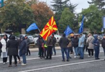 Прекумерно работно време, нееднаквост во платите и слаба заштита на работниците во Европа