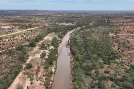 Научниците шокирани: Река постара од диносаурусите тече низ овој континент