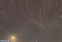 „Си го исполни сонот од детството“: Младич во Сараево престигнува возила на скии на главната сообраќајница – си заработи соодветна казна/видео