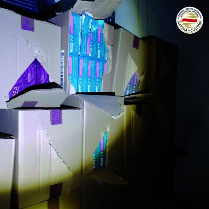 sverc cigari carina foto