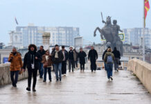 ИСТРАЖУВАЊЕТО НА ЈАВНОТО МИСЛЕЊЕ И ПРИСТАПУВАЊЕТО НА МАКЕДОНИЈА КОН ЕУ ПОКАЖАА ИНТЕРЕСЕН ТРЕНД: Се развива ли нов идентитет: Македонци – Европејци, Албанци – Европејци?…