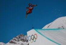 Среде настап и се откачија скиите, сцена пред која сите занемеа