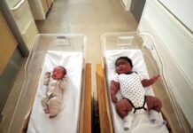 Жена во САД роди бебе со рекордна тежина од 5,9 килограми (ФОТО)