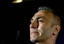 Груби не е сам во ќелијата, ќе му се овозможи да пости