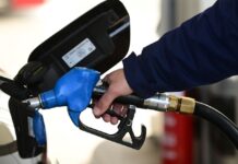 Дизелот поскапува, цените на бензините не се менуваат