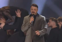 Првпат пред камерите по неодамнешното киднапирање: Даниел Кајмакоски настапи во ревијалниот дел на „Песна за Евровизија 2026“ во Србија