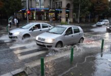 Нова закана од дождот: УХМР предупредува на зголемен водостој и можни поплави