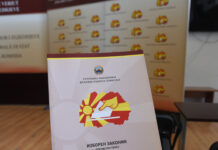 ИЗБОРНОТО ЗАКОНОДАВСТВО НА РЕМОНТ: Партиите седнуваат на маса, ќе се договори ли една изборна единица?