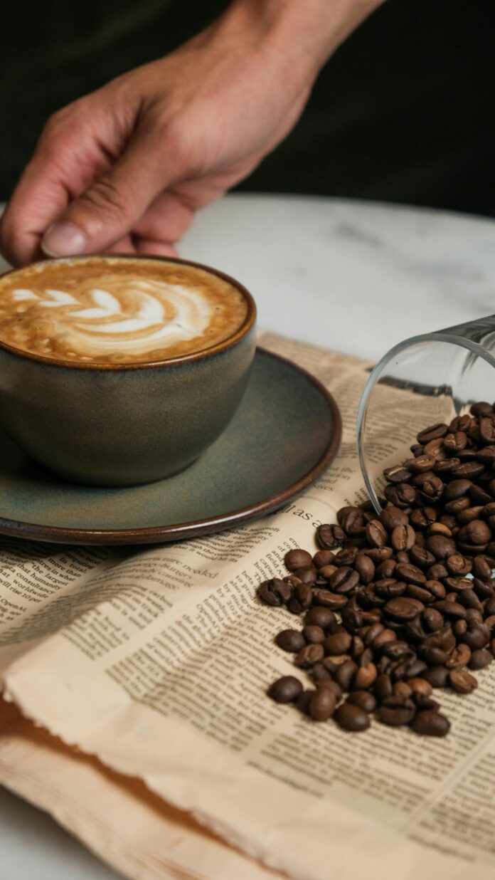 kafe zrna solja pexels-khadijah-27993237