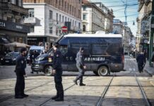 Скандал во Италија: Во Рим 21 полицаец под истрага за кражба на луксузни стоки