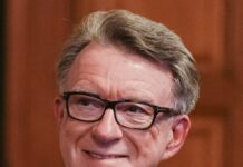 Слобода со кауција за Манделсон: Што пронајде полицијата во „досиејата на Епштајн“што го собори британскиот лорд?