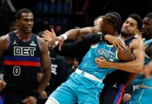 Кошаркарски ѕвезди се испотепаа среде натпревар, полицијата влезе на теренот (ВИДЕО)