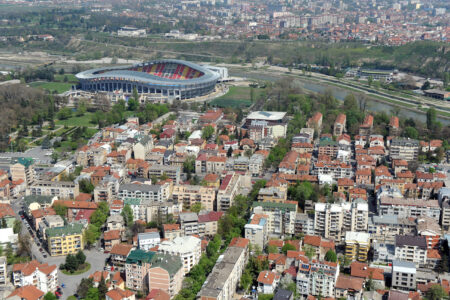 Од 300 евра во Чаир до 3.800 евра за квадрат во Центар – Куманово е лидер, становите таму поскапеле за 24 %