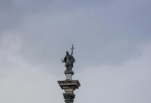 Малите продавници ќе можат да работат и во недела