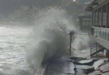 Апокалиптични сцени од Грција: Морето го проголта брегот, катастрофална бура го потопи северот на земјата