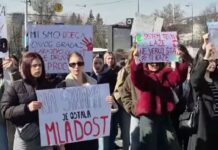 Голем протест во Сараево: „Младоста остана на шините“/ВИДЕО