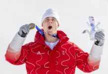 Првото злато на ЗОИ го освои столарот Фрањо, во лето работи на градилиште, а во зима собира медали