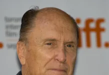 „Се обидував да имам дете и во бракот и надвор од него, но изгледа испукувам ќорци“: Роберт Дувал и покрај 4-те брака не остави потомство