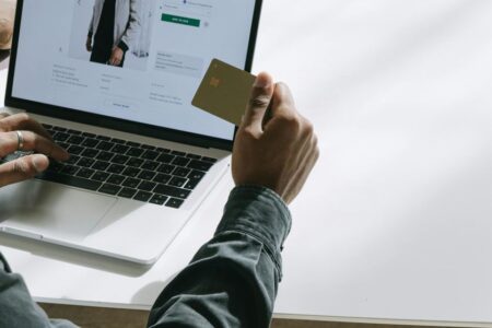 Kрај за СМС-кодовите, банките воведуваат дигитален штит против измами