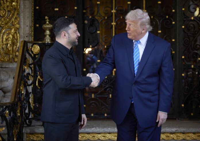 US President Donald Trump and Ukrainian President Volodymyr Zelensky meeting in the US