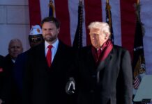 Вeнс: „Разговорите со Иран поминаа добро, но Иранците не можат да имаат нуклеарно оружје“