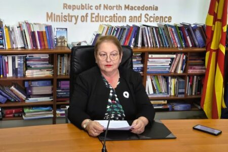 ОДГОВОР НА ПРАТЕНИЧКО ПРАШАЊЕ: Јаневска: Нема да го повлечам законот за високото образование