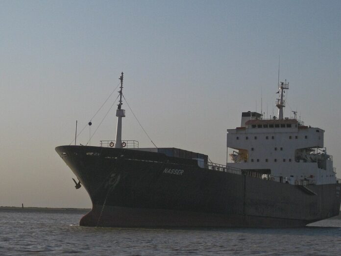 Cargo_vessel_in_the_Persian_Gulf