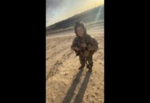 Жена пилот успешно се катапултираше од американскиот авион кој беше соборен по грешка од кувајтските сили/ВИДЕО