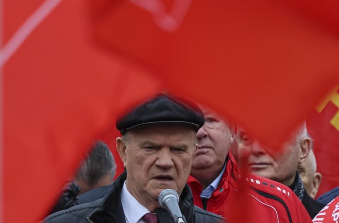 Russian Communists mark 108th anniversary of Bolshevik revolution