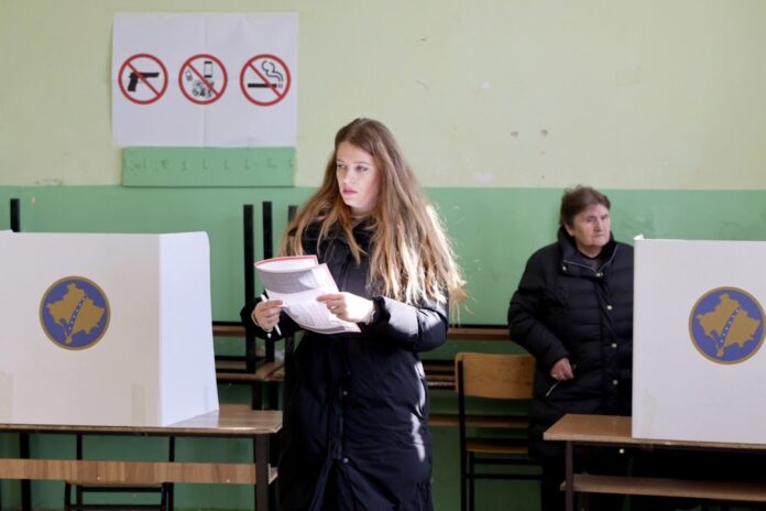 Kosovo voters cast their ballots for parliamentary elections