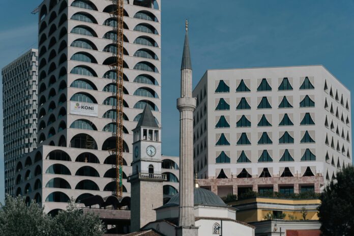 albanija tirana pexels
