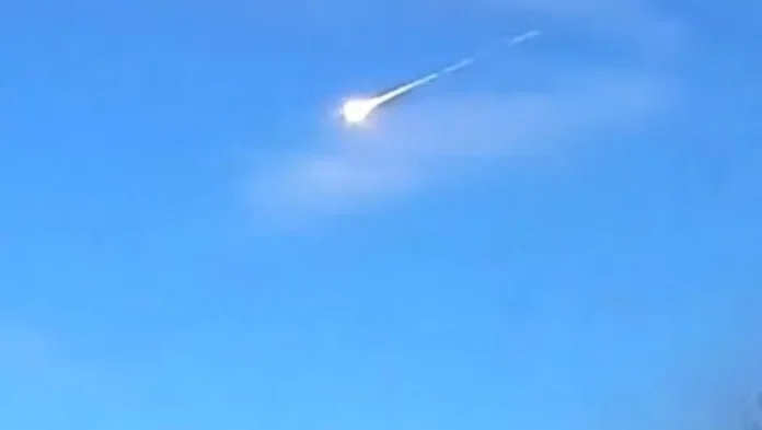 eksplo meteor foto x
