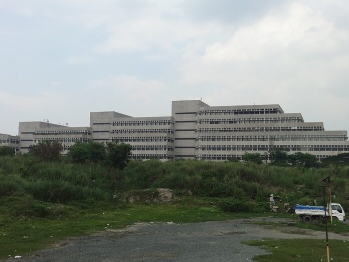 GSIS_Building_(Pasay;_12-13-2020)