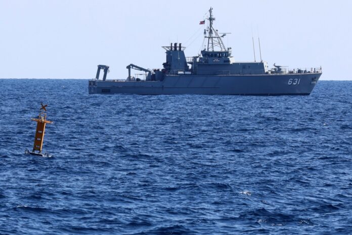 Thai-US Navy joint operation to salvage sunken HTMS Sukhothai vessel