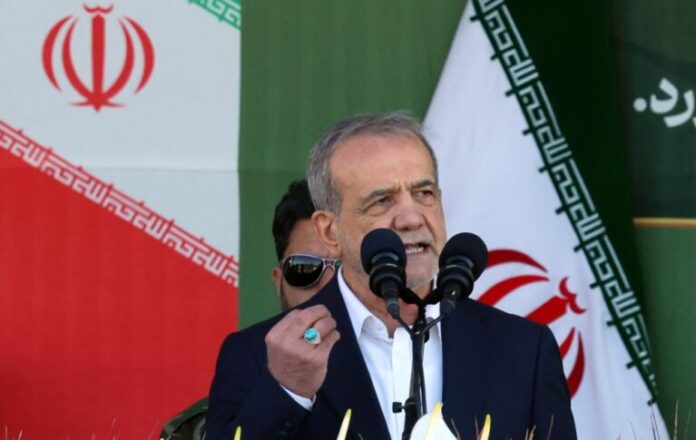 Iran holds celebrations on National Army Day