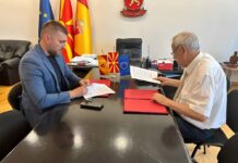 Митески потпиша договор за финансиска поддршка на пензионерите