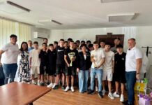 Градоначалничката Стаменкоска-Трајкоска ги пречека шампионите од ФК „Кул“