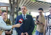 „Внатрешни сили“ пренасочуваат пациенти од државно во приватно здравство