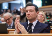 Кој е Жордан Бардела, човекот кој би можел да ги промени Франција и Европа?