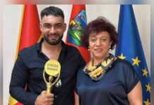 Бојан Илиевски како вистинска суперѕвезда! Победник во шоуто „Ѕвездите на Гранд“ спектакуларно дочекан и во општината Кисела вода