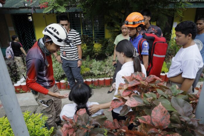 Magnitude 7.8 earthquake felt in southern Philippines