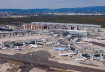 Инцидент на аеродромот во Франкфурт: „Боинг 787“ се урна на пистата уште не полетан, има и повредени/видео