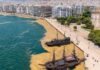 Морето во Солун целосно ја промени бојата, се шири непријатна миризба/ФОТО