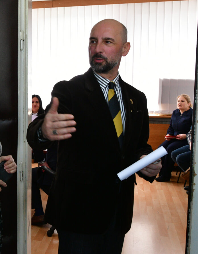 Nenad Saveski7