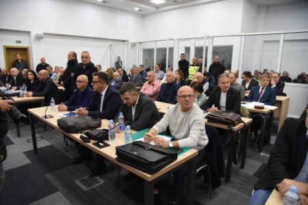 Судење за трагедијата во „Пулс“: Хотели се контролирале, дискотеки не – Салиу во судница го оспори својот потпис