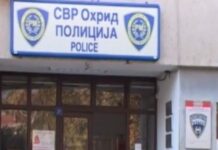 Мајка од Струга додека била на работа ги оставила децата да спијат во автомобил на паркинг
