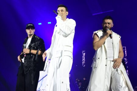 Концерт на Јован Јованов и Елвир Мекиќ: Сензацијата во бело ја разбуди носталгијата на една генерација/ФОТОГАЛЕРИЈА